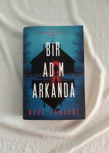 Bir Adam Arkanda