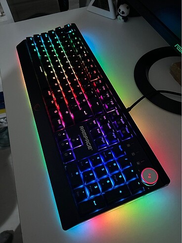  Beden Renk RGB RAMPAGE KLAVYE BLUE SWITCH