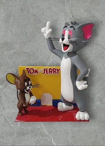 Tom ve Jerry çizgi film figürleri 