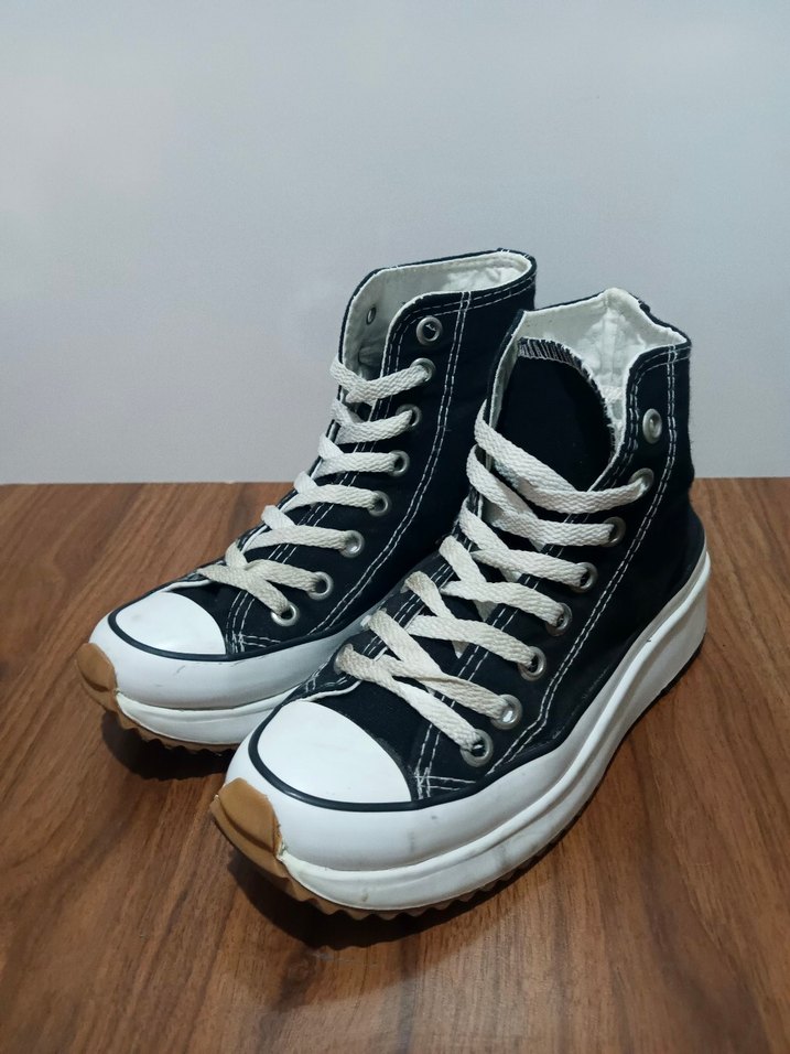 Kadın Siyah Bağcıklı Spor Bot / Sneaker  Az Kullanılmış - Görsel 3