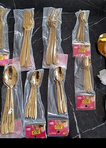 Yemek kaşıkları gold rengi Solmaz 12 kişilik