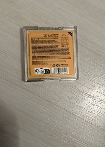 Revolution Ultimate Nudes Far Paleti - Görsel 4