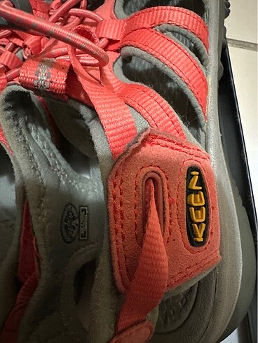37 Beden kırmızı Renk KEEN orijinal outdoor sandalet