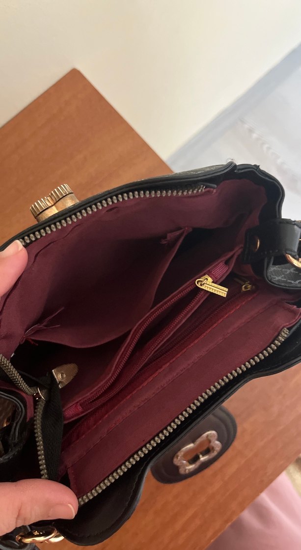 Tokalı Siyah Deri Kadın Çanta - Görsel 3