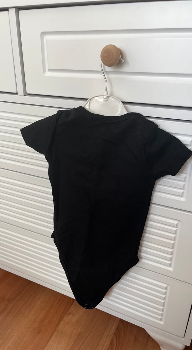 Siyah Kısa Kollu Bebek Body - Görsel 3