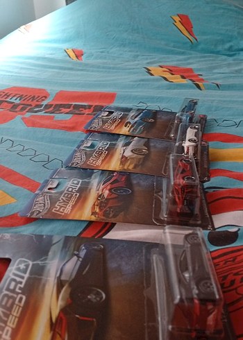 Hybrid Metal Oyuncak Araba Seti hot Wheels - Görsel 7