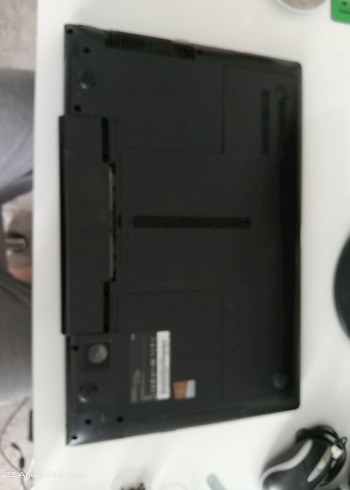 Samsung i7 işlemcili 17 inç ekranlı laptop - Görsel 11