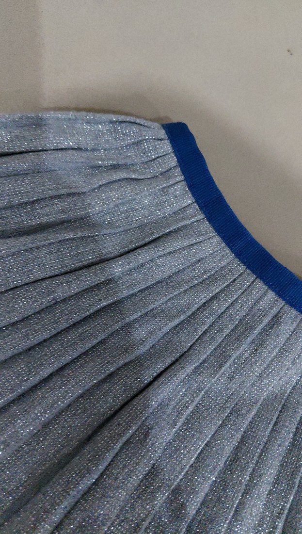 Kız Çocuk Gri Mavi Pileli Denim Etek - Görsel 2