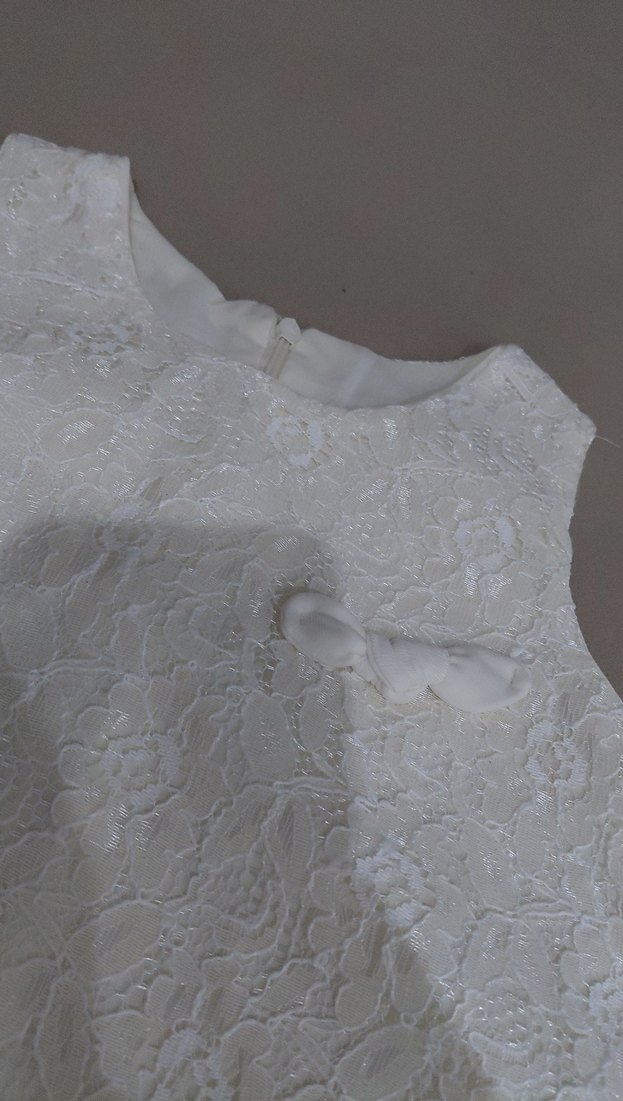 Kız Çocuk Beyaz Dantelli Kolsuz Elbise - Görsel 2