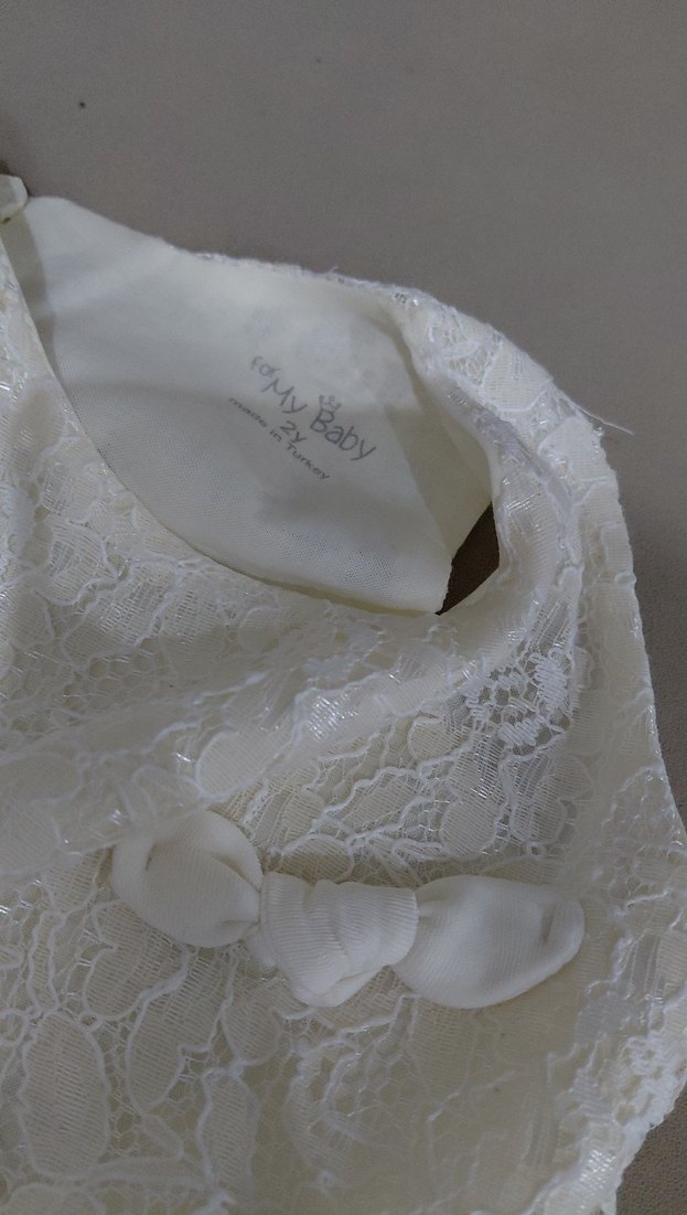 Kız Çocuk Beyaz Dantelli Kolsuz Elbise - Görsel 4