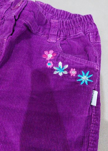 Mor Nakışlı Düğmeli Kız Pantolonu - Görsel 2