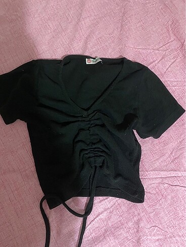 Siyah crop