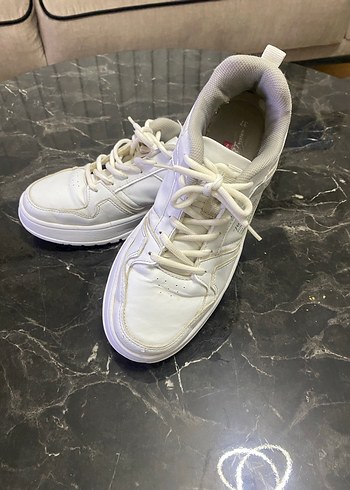 Beyaz Bağcıklı Kadın Sneakers jump