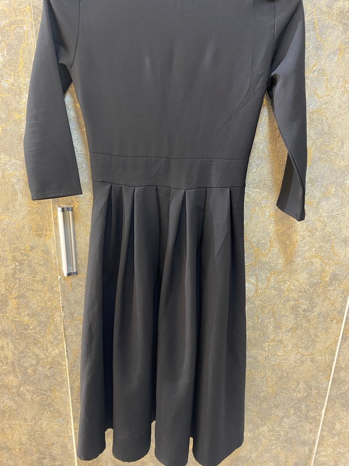 V Yaka Siyah Uzun Klasik Elbise - Görsel 2