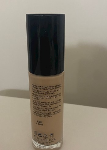 Kiko Kiko Milano Insta Moisture Fondöten