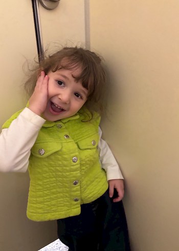 Sarı Renkli Kız Çocuk Puff Yelek - Görsel 2