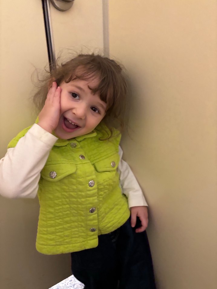 Sarı Renkli Kız Çocuk Puff Yelek - Görsel 2