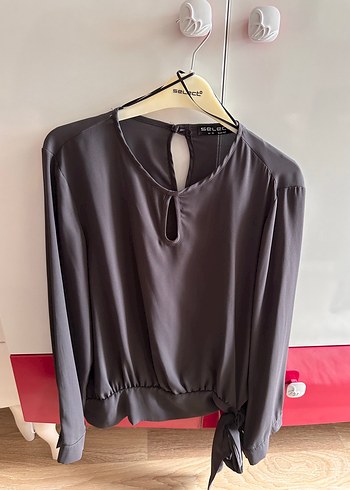 Select Sikligin Ve Rahatligin Bulustugu Koyu Gri Bluz