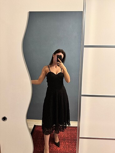 Dantelli Midi Elbise