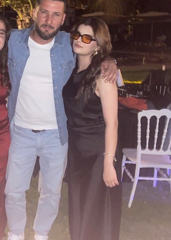 Parlak Siyah Drapeli Straplez Uzun Abiye - Görsel 4