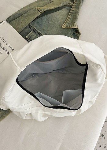 Beyaz Baskılı Spor Kadın Çanta - Görsel 4