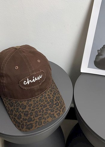 Kahverengi Kadın Deri Şapka - Görsel 2