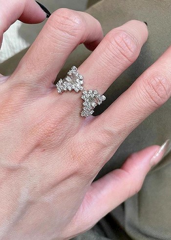 Beyaz Parıltılı Kadın Yüzük Seti - Görsel 2