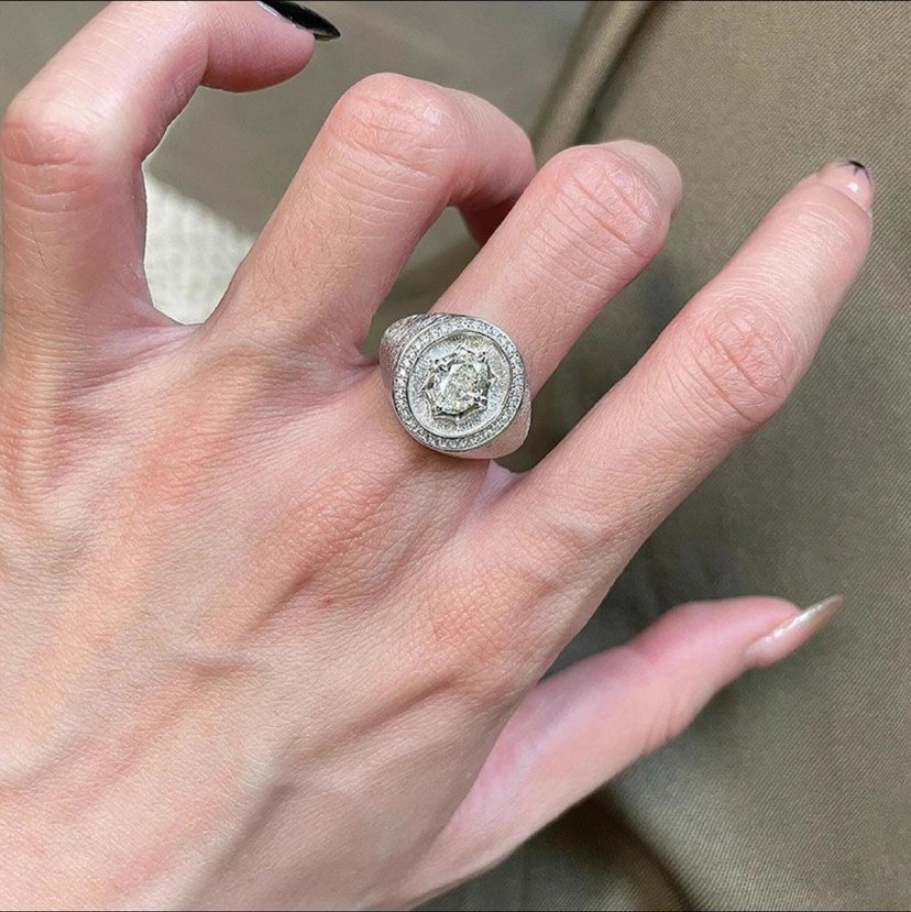 Beyaz Parıltılı Kadın Yüzük Seti - Görsel 5