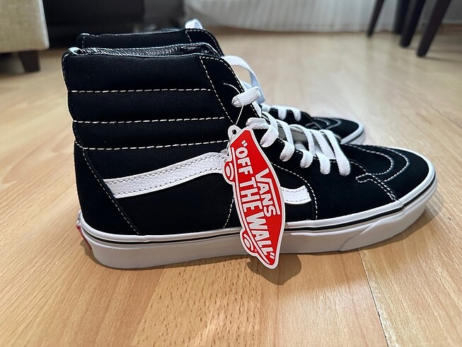42 Beden Vans erkek ayakkabısı , hiç giyilmemiş.