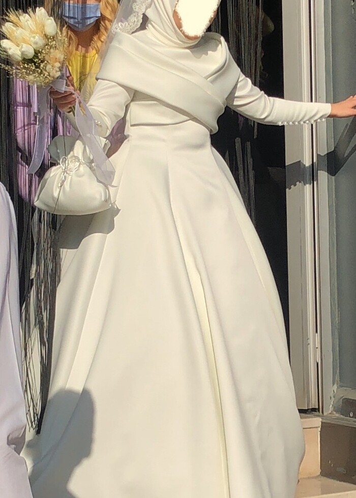 Sade Şık Tesettür Gelinlik - Görsel 2