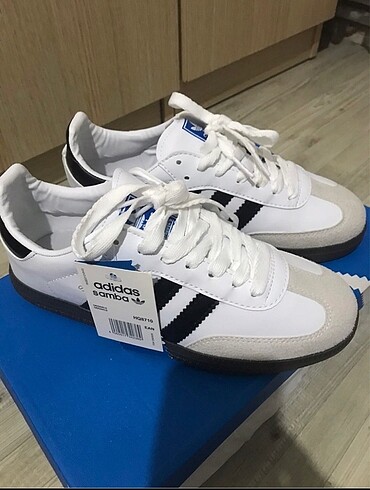 Adidas samba