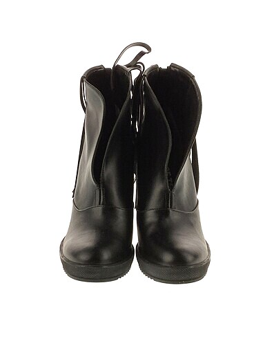 40 Beden Vintage Love Bot %70 İndirimli.