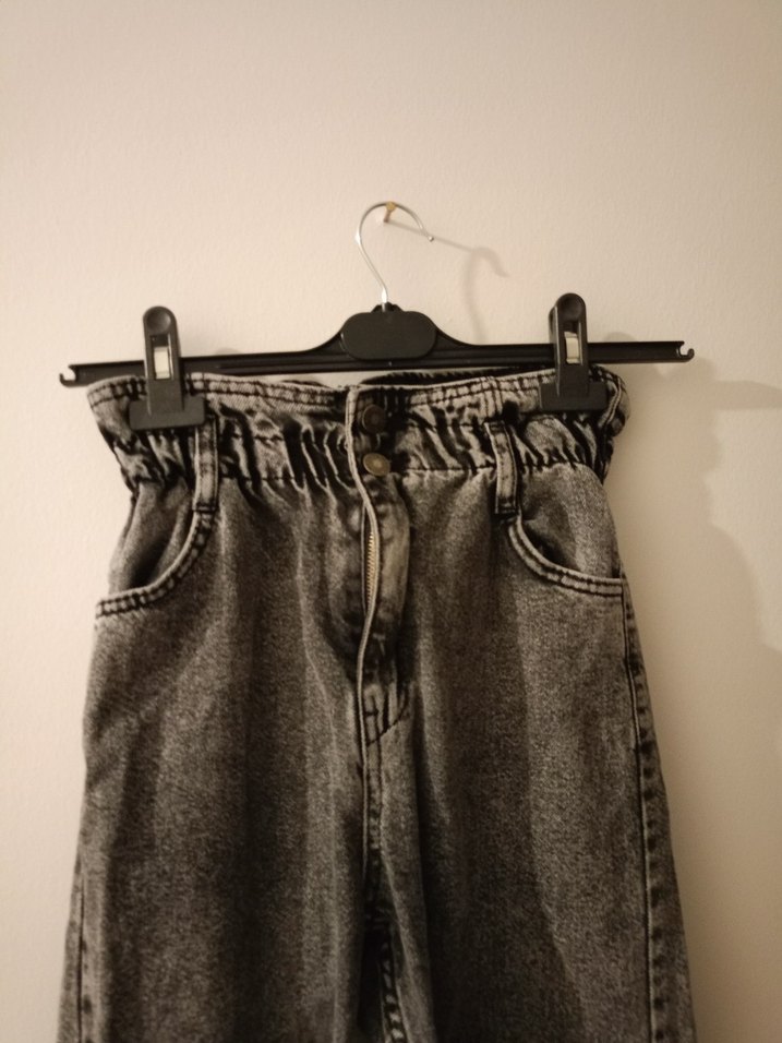 Gri Denim Beli Kemerli Rahat Kesim Kadın Jean - Görsel 2