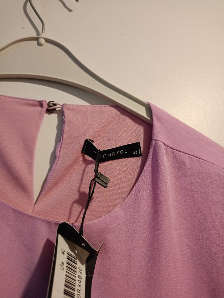 Pembe Kısa Kollu Fırfırlı Kadın elbise - Görsel 2