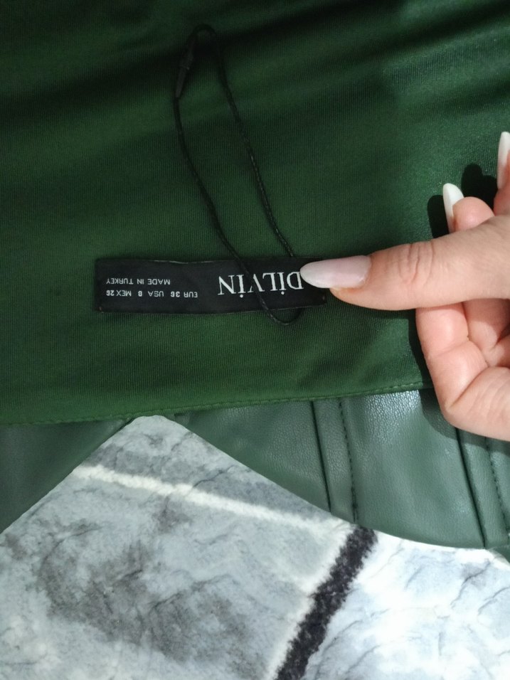 Yeşil Yılan Desenli Mini Straplez Büstiyer - Görsel 4