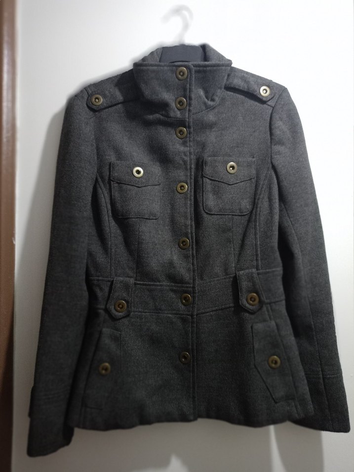 Gri Düğmeli Kadın Ceket - Görsel 3