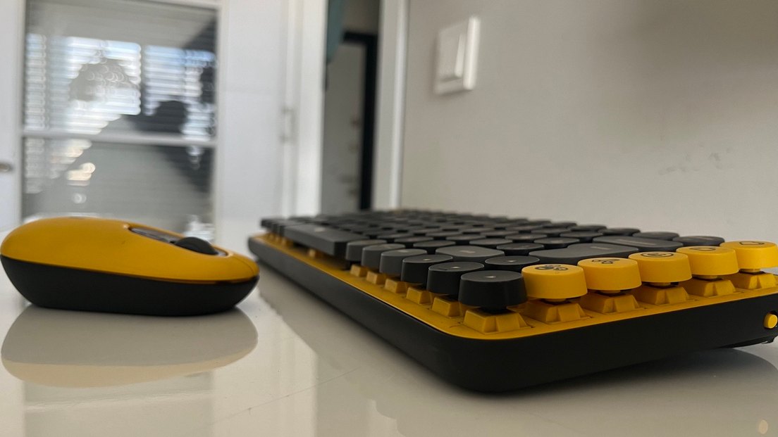 Logi popkeys klavye seti Logi Sarı Kablosuz Klavye ve Mouse Seti - Görsel 2