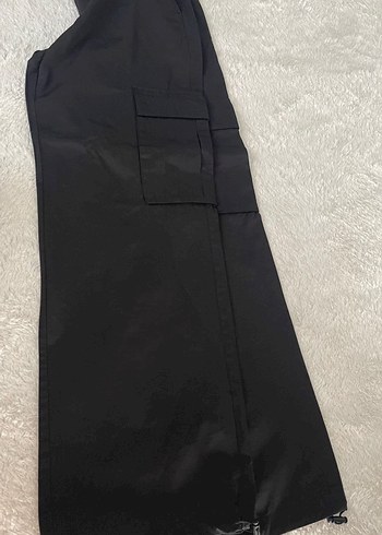 Stradivarius Stradivarius siyah parlak pantolon