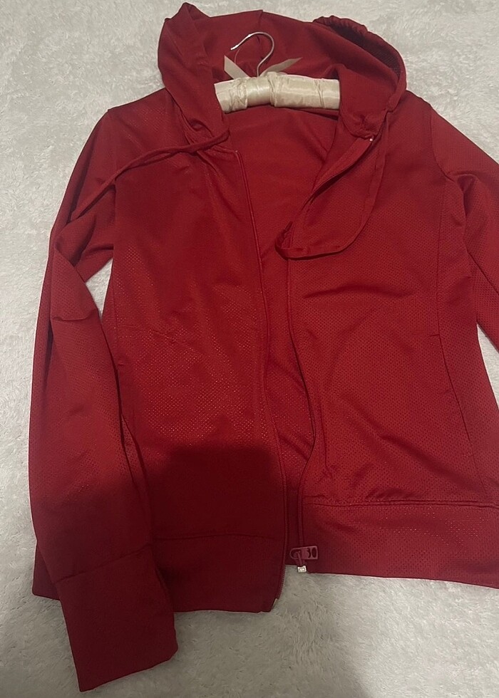 LTB Kırmızı kapüşonlu sweet - Görsel 4