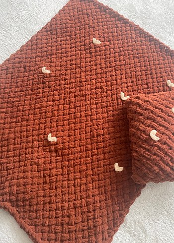 Kahverengi Örgü Çocuk Battaniyesi - Görsel 2