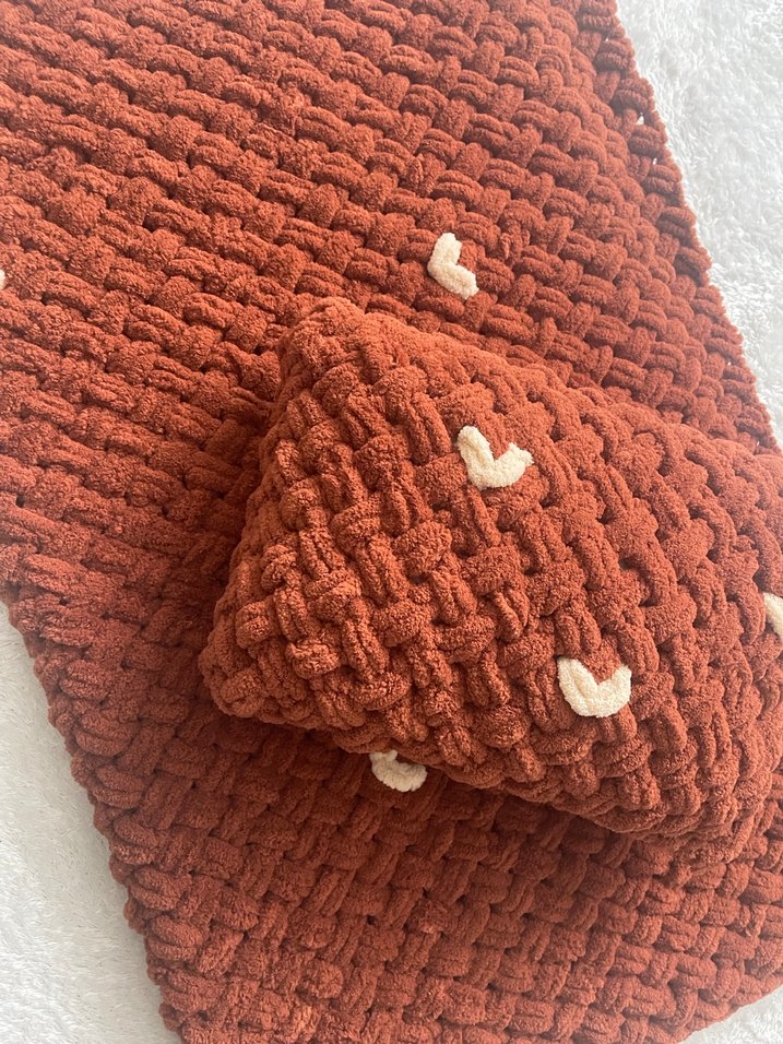 Kahverengi Örgü Çocuk Battaniyesi - Görsel 4