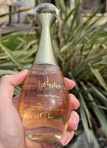 Dior jadore kadın parfüm 100 ml sıfır jelatinli 
