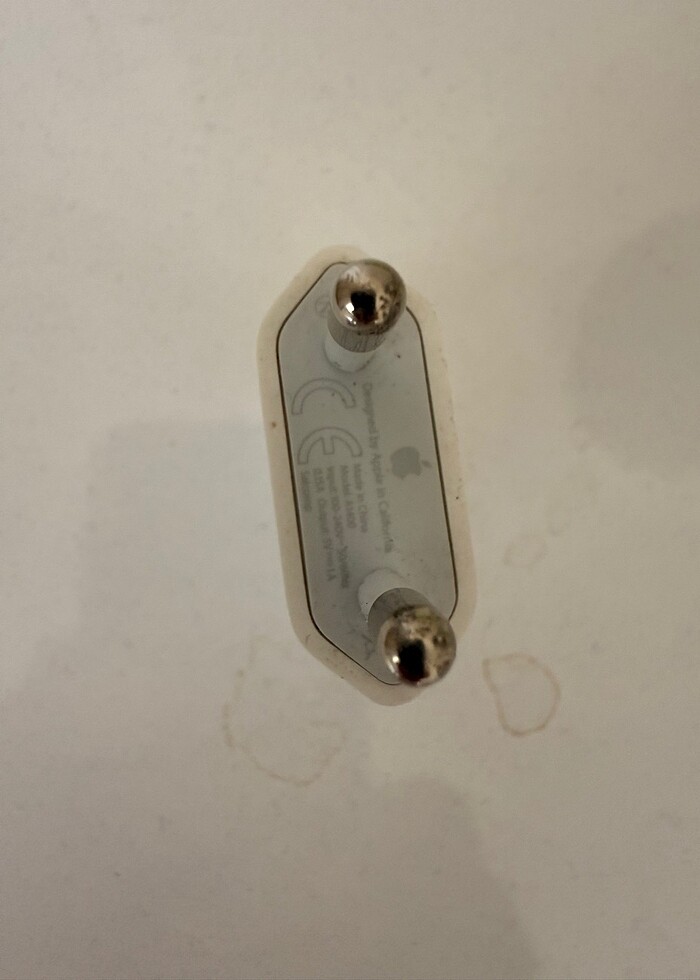 İphone 5W şarj cihazı - Görsel 4