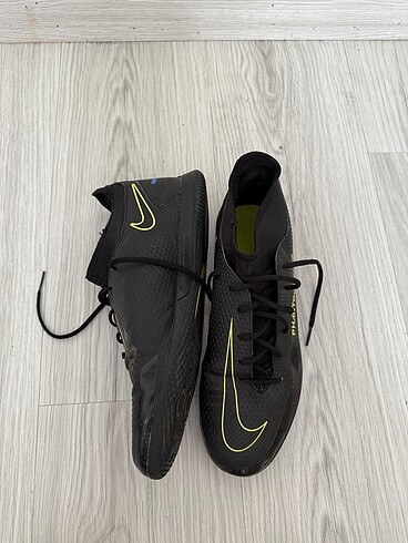 44 Beden Nike halısaha ayakkabı