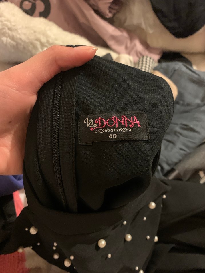 Uzun Siyah Boncuk İşlemeli Abiye Elbise - Görsel 4