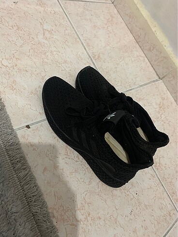 Orj Adidas ayakkabı