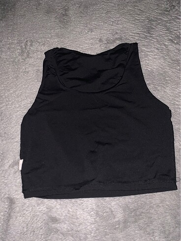 Siyah crop