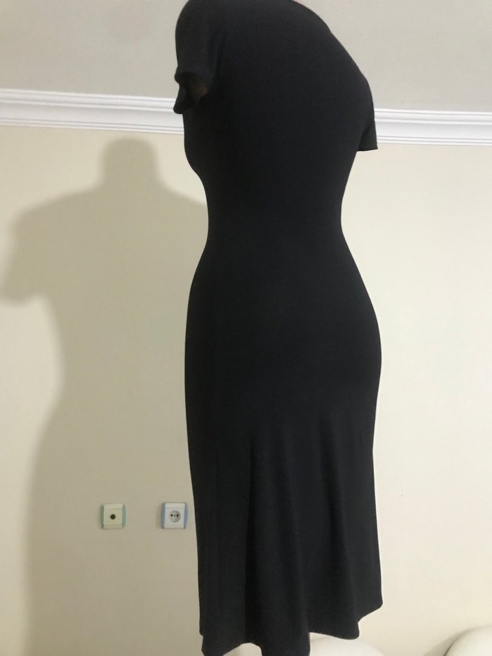 Siyah V Yaka Drapeli Uzun  Elbise - Görsel 5