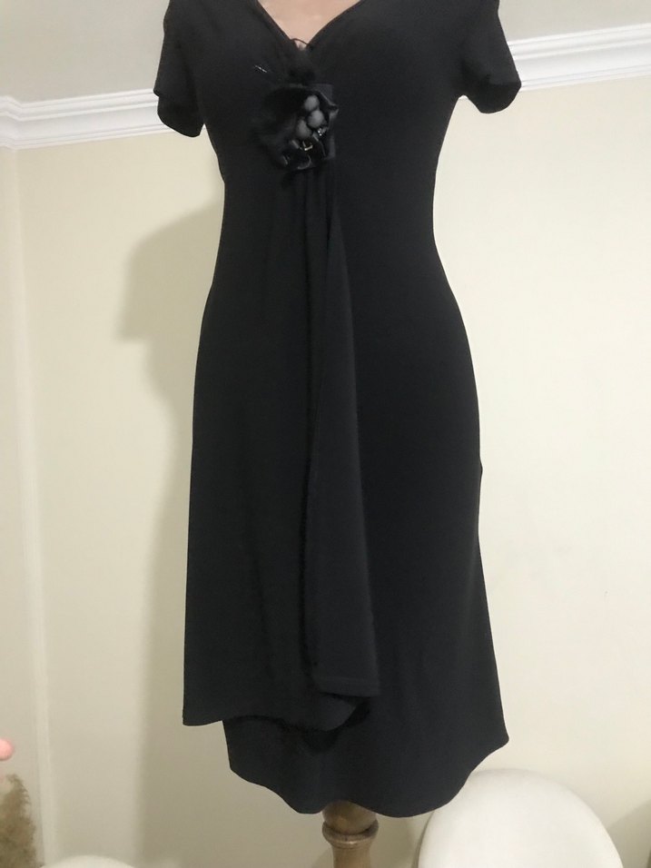 Siyah V Yaka Drapeli Uzun  Elbise - Görsel 2