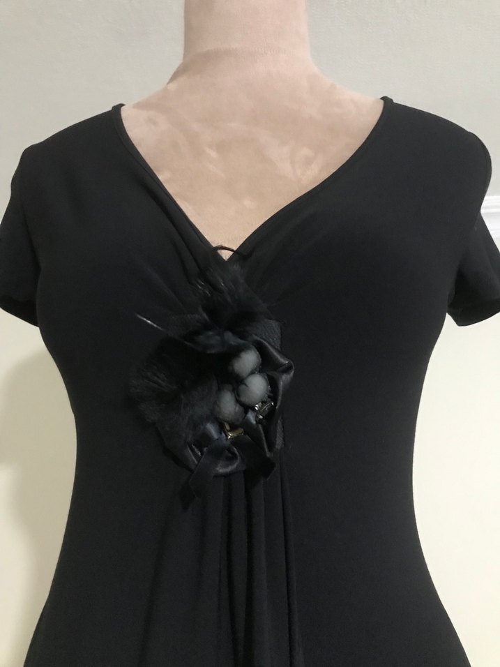 Siyah V Yaka Drapeli Uzun  Elbise - Görsel 4